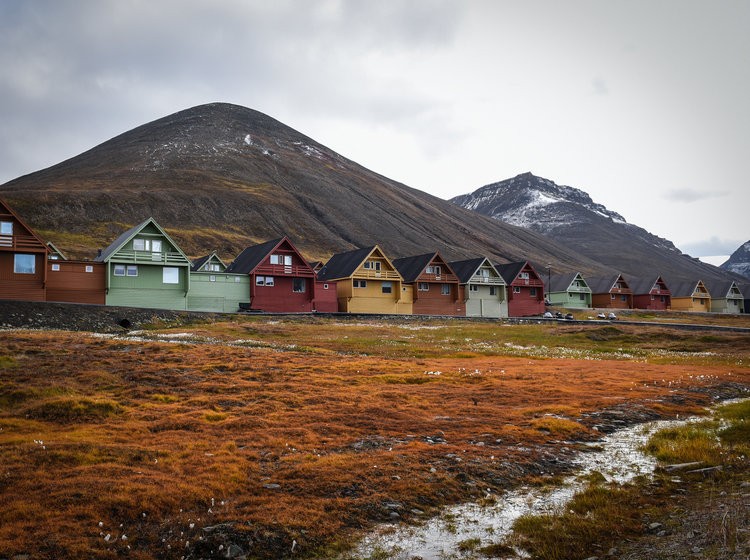A line of homes in Longyearbyen, Svalbard